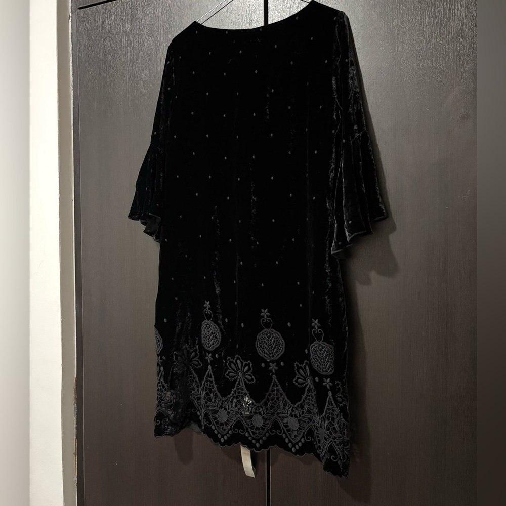 Johnny Was Roxanne Black Velvet Mini Dress — Size S, Like New - Picture 10 of 11